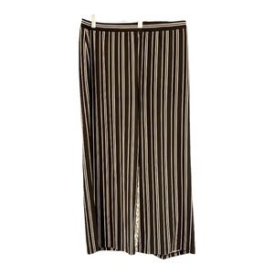 Chico’s size 3 wide leg‎ pants. Black and white.